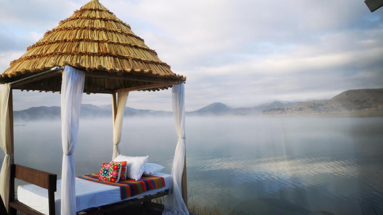Amalia Titicaca * Puno